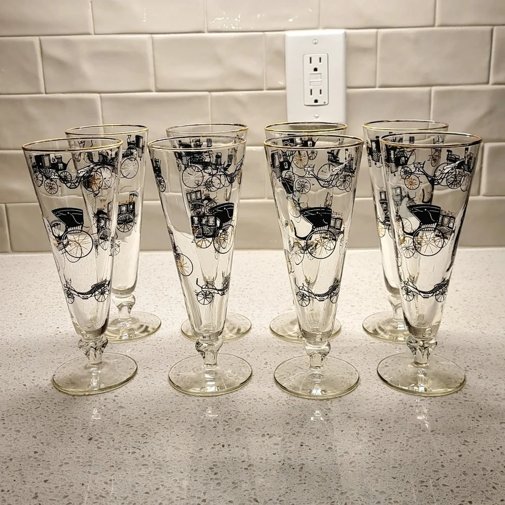 Vintage MCM Libbey Antique Stagecoach Pilsner Glasses Set‎ of 8